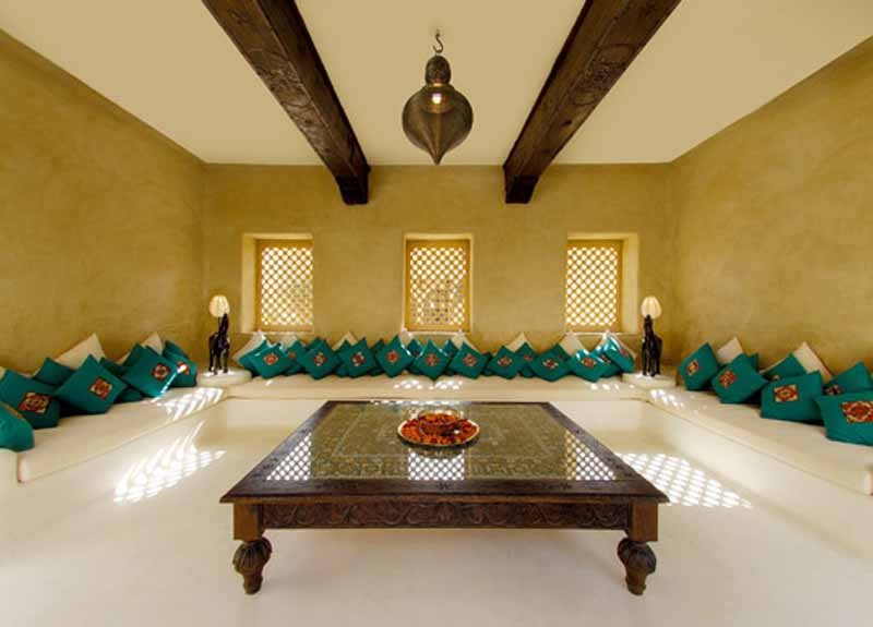 sitting-rooms-are-highly-prized-spaces-in-the-mihir-garh-because-the-owners-wanted-to-created-a-meditative-mood