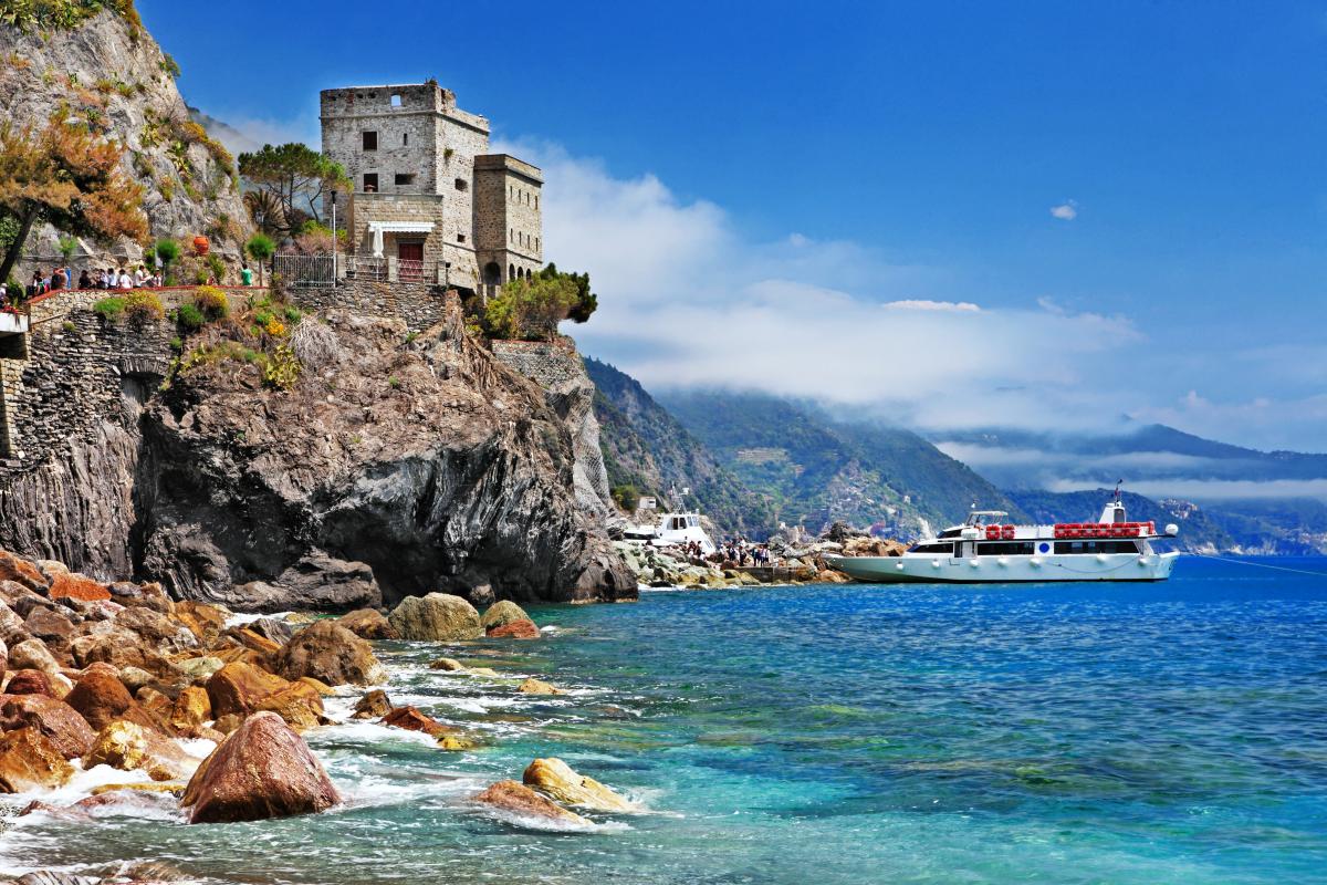 537031_cinque_terre_monterosso_italy_5616x3744_www.GdeFon.ru_