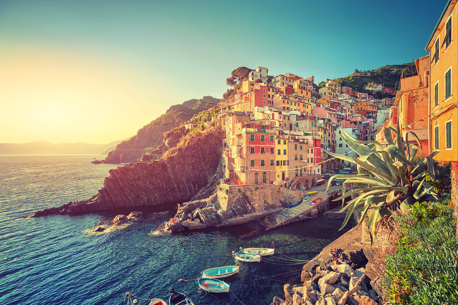 riomaggiore_by_illpadrino-d5eqpnq