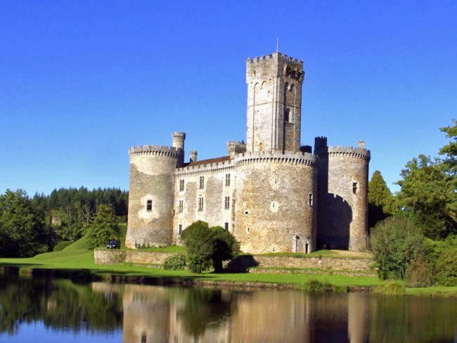 montbrun_castle_limousin