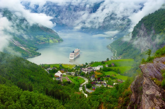 fiorduri-norvegia-norvegia-fiord-geiranger-fiord-geiranger-norvegia_ewwg