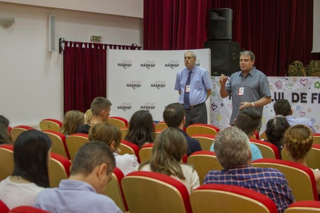 FFIR - Adrian Cioroianu si Petre Otu - Prelegere Marele Razboi - O Generatie Pierduta mic