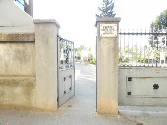 Cimitirul romano-catolic Cioplea. Foto: 2015
