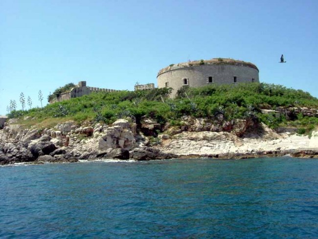 Mamula_Island2_by_Klackalica