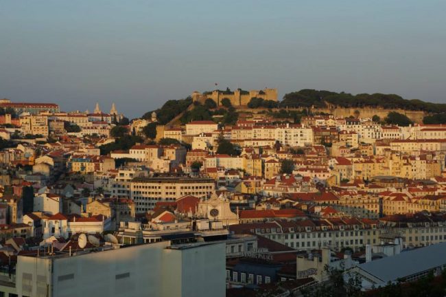 vedere din Miradouro de São Pedro de Alcântara