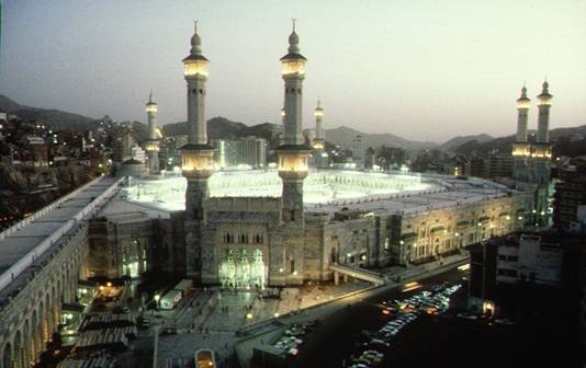 Ce regulile trebuie să respecte turiștii când merg în Arabia Saudită?