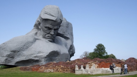 Cele mai urâte monumente din lume. Vouă cum vi se par?