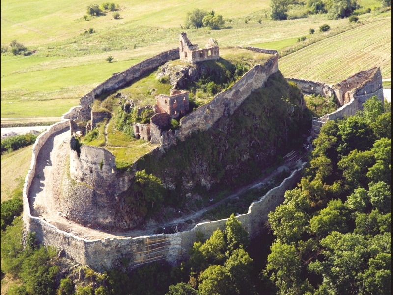Cetatea Feldioarei – ruinele pline de istorie