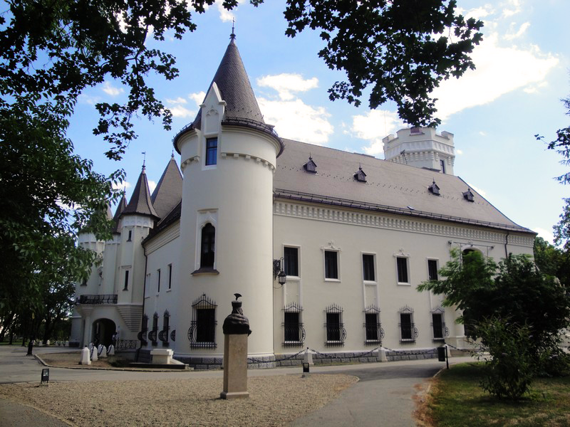 Castle Break – cum să descoperi castelele şi conacele din România prin turism cultural