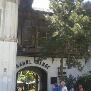 Hanul Manuc, Centrul Vechi, Bucuresti credit foto @turismistoric