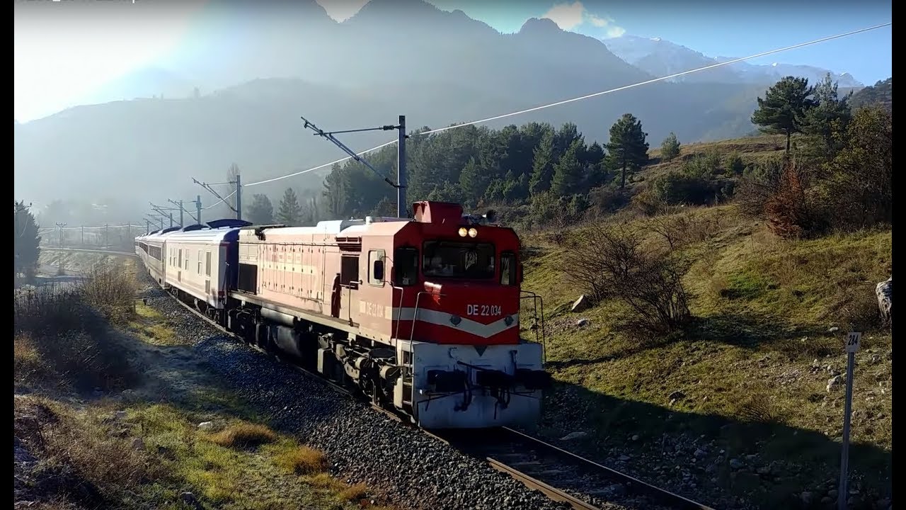 Expresul Taurus – cum să traversezi Anatolia cu trenul