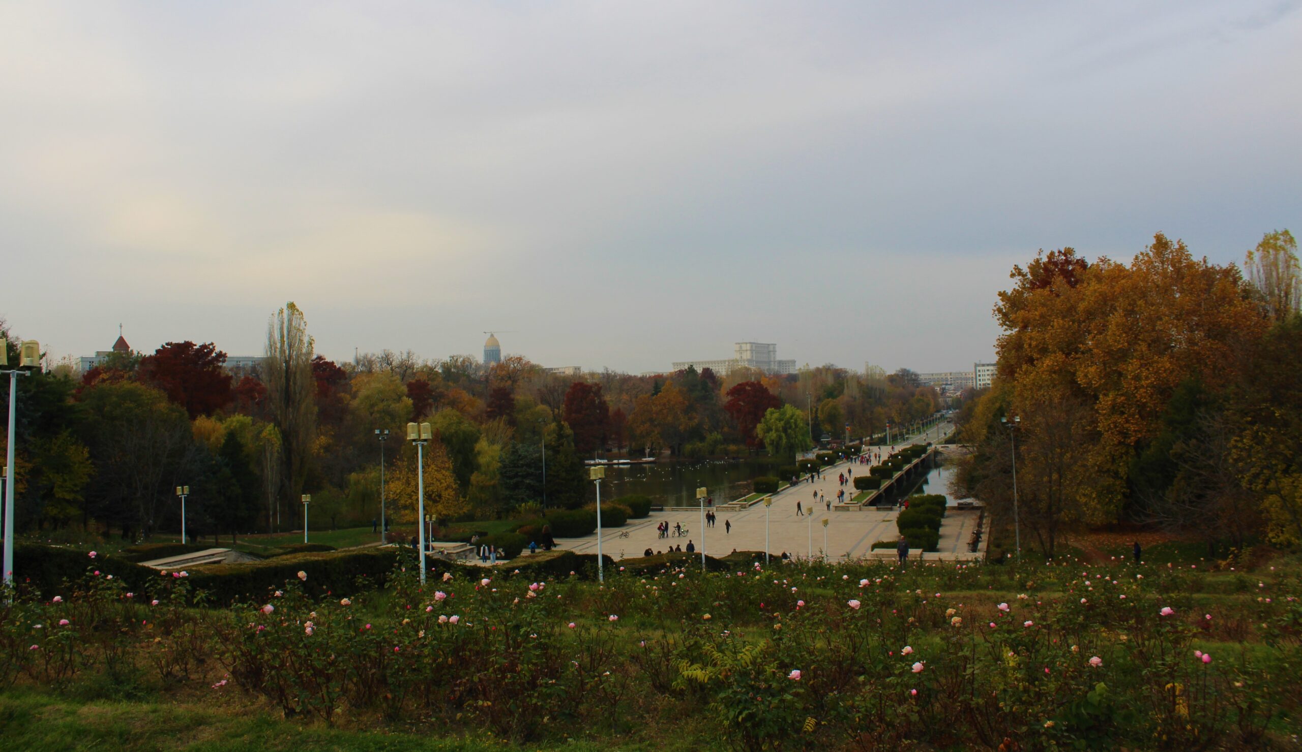 Parcul Carol: o scurtă călătorie în timp și spațiu