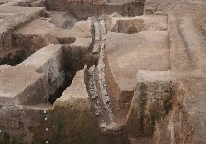 Morminte de o valoare inestimabilă, vechi de mii de ani, descoperite în China