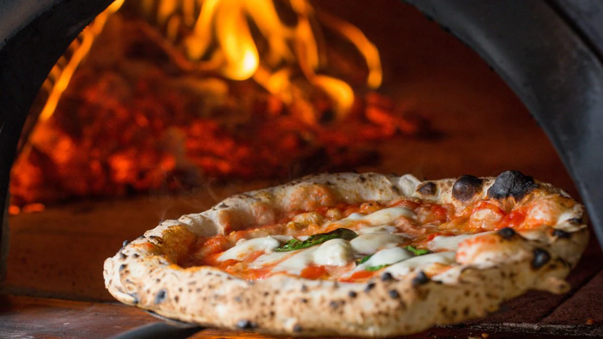 Locuri în București unde pizza este … la ea acasă!