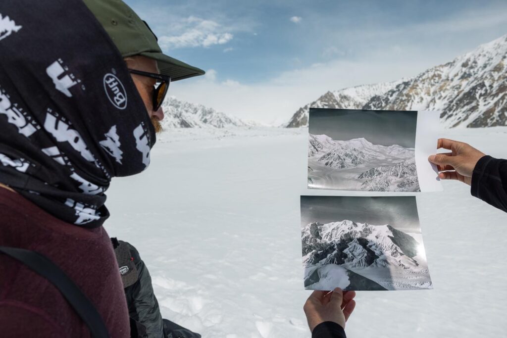 Trei aparate de fotografiat ale unui explorator, descoperite după 85 de ani (© Facebook / Teton Gravity Research)