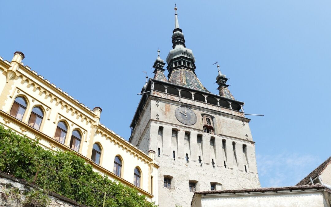 Primăria Sighișoara a semnat contractul pentru proiectarea și execuția lucrărilor pentru restaurarea Turnului cu Ceas din Cetatea Medievală (foto: Pixabay)