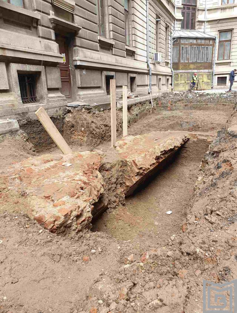 Beciul Academiei Domnești, descoperit sub Palatul Universității din București (foto: Muzeul Municipiului București)