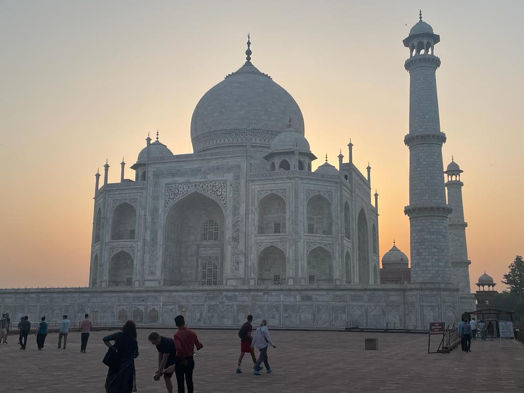 Taj Mahal, India credit foto @turismistoric