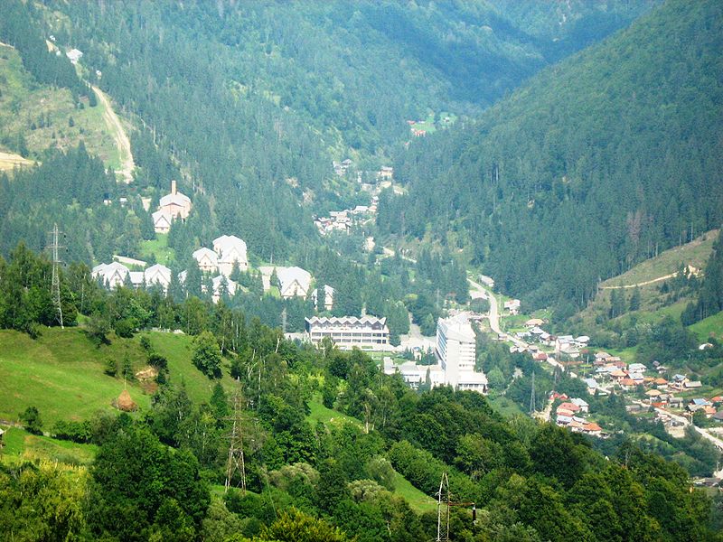 Stațiunea montană din România care poate rivaliza cu peisajele din Alpi
