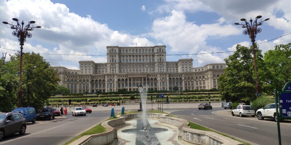 Palatul Parlamentului 2020 credit foto @turismistoric