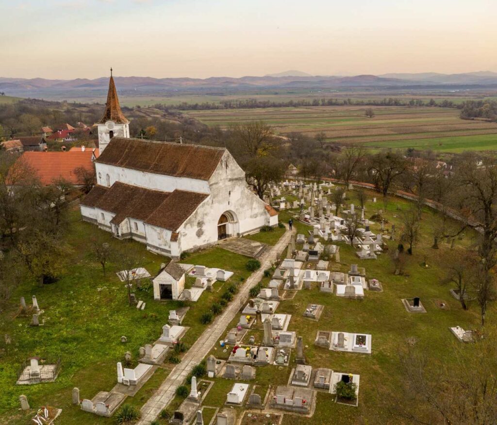 Biserica fortificată din Hălmeag (foto: Ionuț Macri / Institutul Cultural Român)