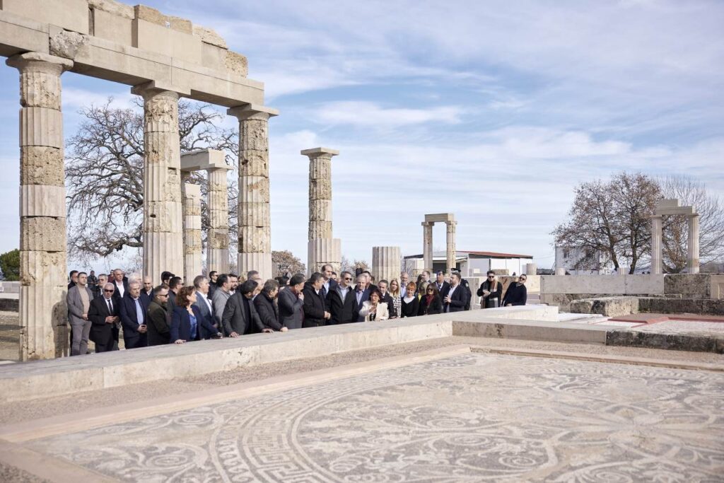 Vechiul palat al regelui Filip al II-lea al Macedoniei, restaurat și redeschis pentru turiști (foto: Twitter / Prime Minister GR)