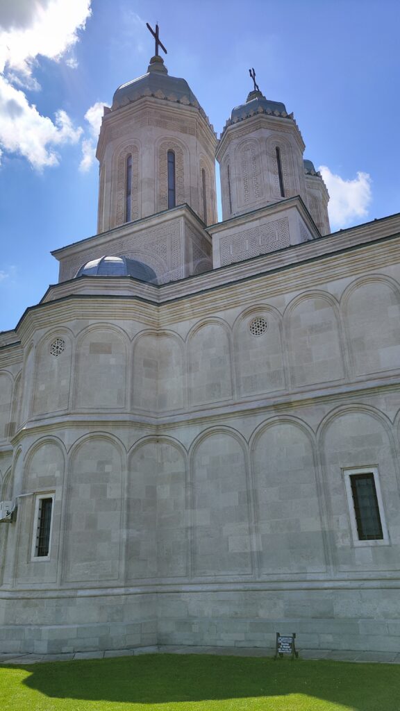 Manastirea Dealu - Targoviste credit foto @turismistoric