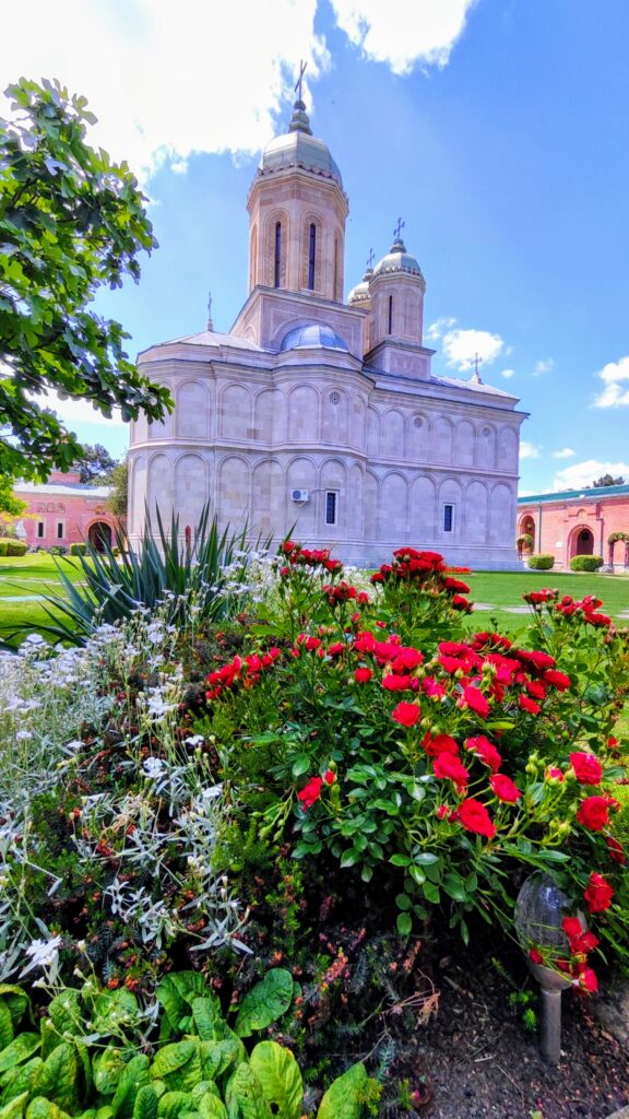 Manastirea Dealu - Targoviste credit foto @turismistoric