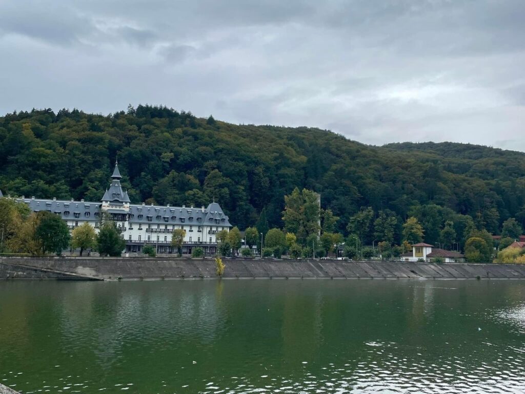 Pavilionul Central din Călimănești (foto: Lucian Sima, CNIPT Vâlcea)