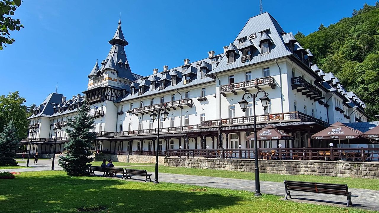 Pavilionul Central – un simbol al stațiunii Călimănești-Căciulata