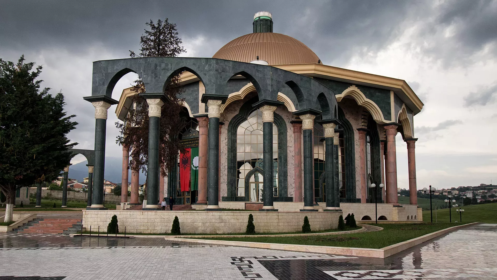 Cum ar arăta și unde ar putea fi situat Vaticanul musulman?