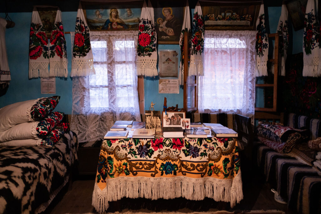 Case traditionale din Bogdan Voda - Cuhea Foto Romania Atractiva