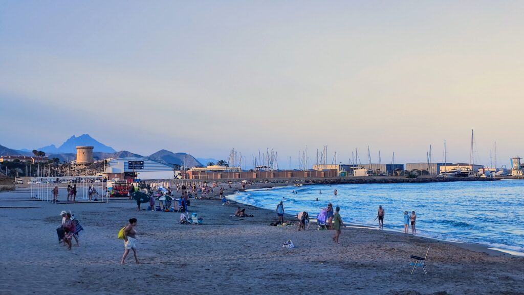 Alicante, plaja, credit turism istoric