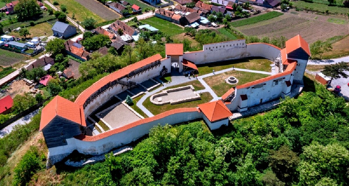 Cetatea Feldioara: o bijuterie medievală a Transilvaniei
