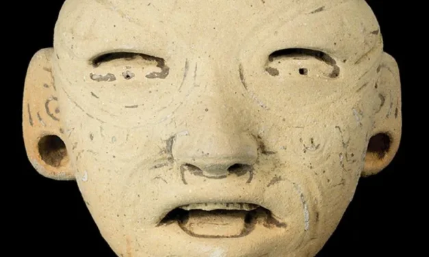 Descoperire uimitoare: Cinci figurine cu „expresii faciale dramatice” au fost găsite pe vârful unei piramide