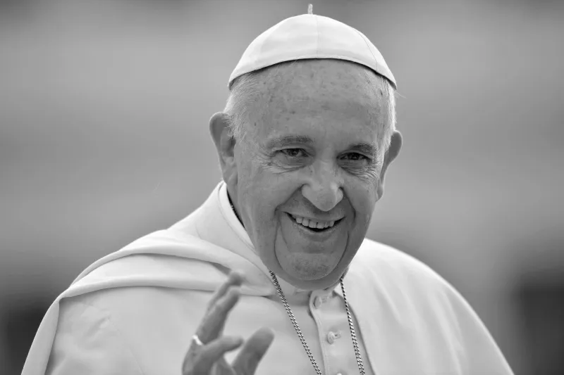 Sfârșitul unui pontificat istoric: Papa Francisc a murit la vârsta de 88 de ani! Cum se alege un nou papă?