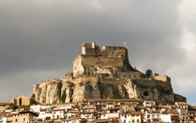 Cel mai frumos oraș fortificat din Spaniei. Locația medievală plină de istorie