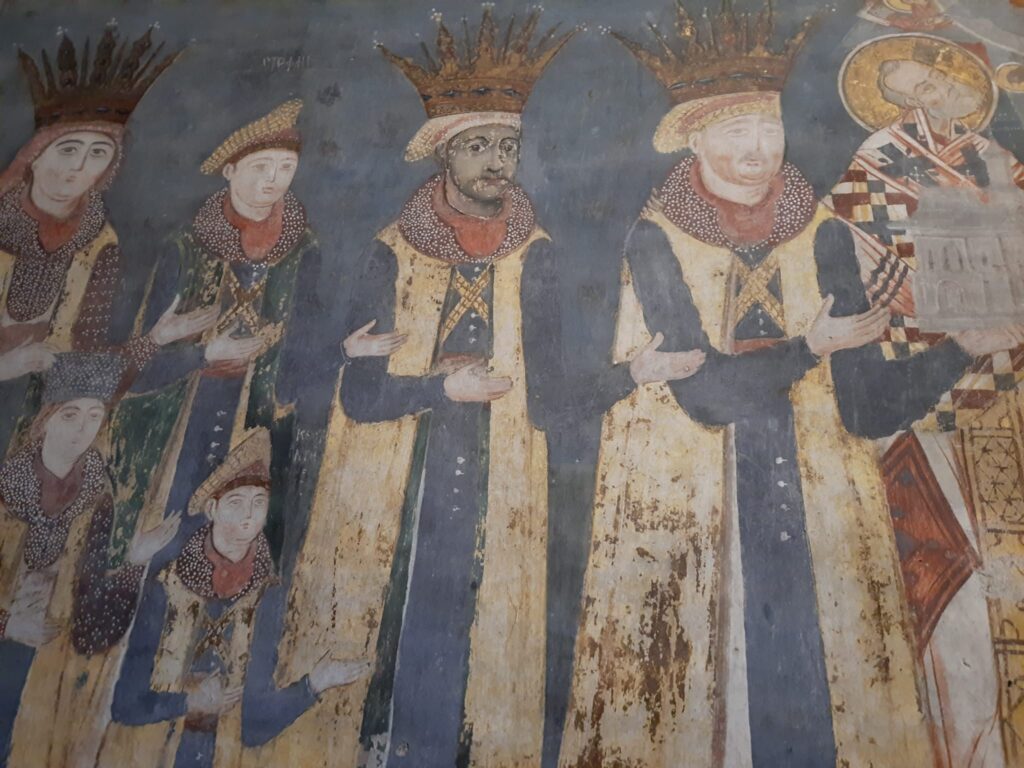 Ctitorii bisericii Probota, Foto Tudor Sprînceană