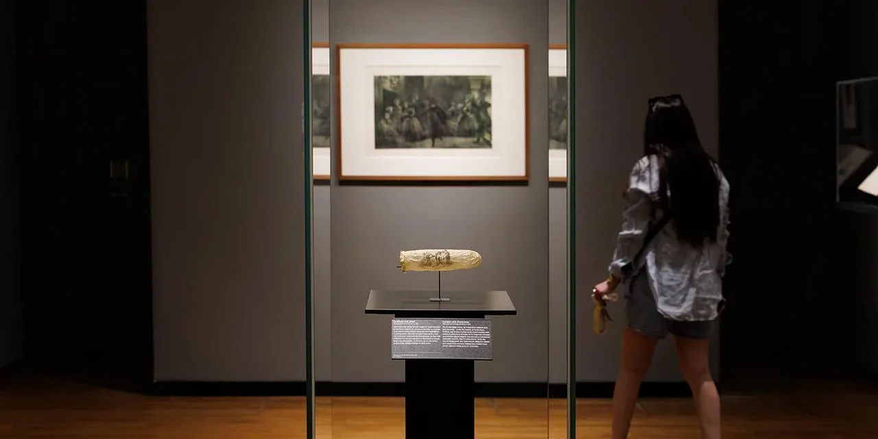 Muzeul Rijksmuseum are un exponat interesant – un prezervativ din apendice de oaie vechi de 200 de ani, decorat cu artă erotică