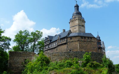 Celebrul castel Falkenstein din Germania își amână redeschiderea după prăbușirea unui zid