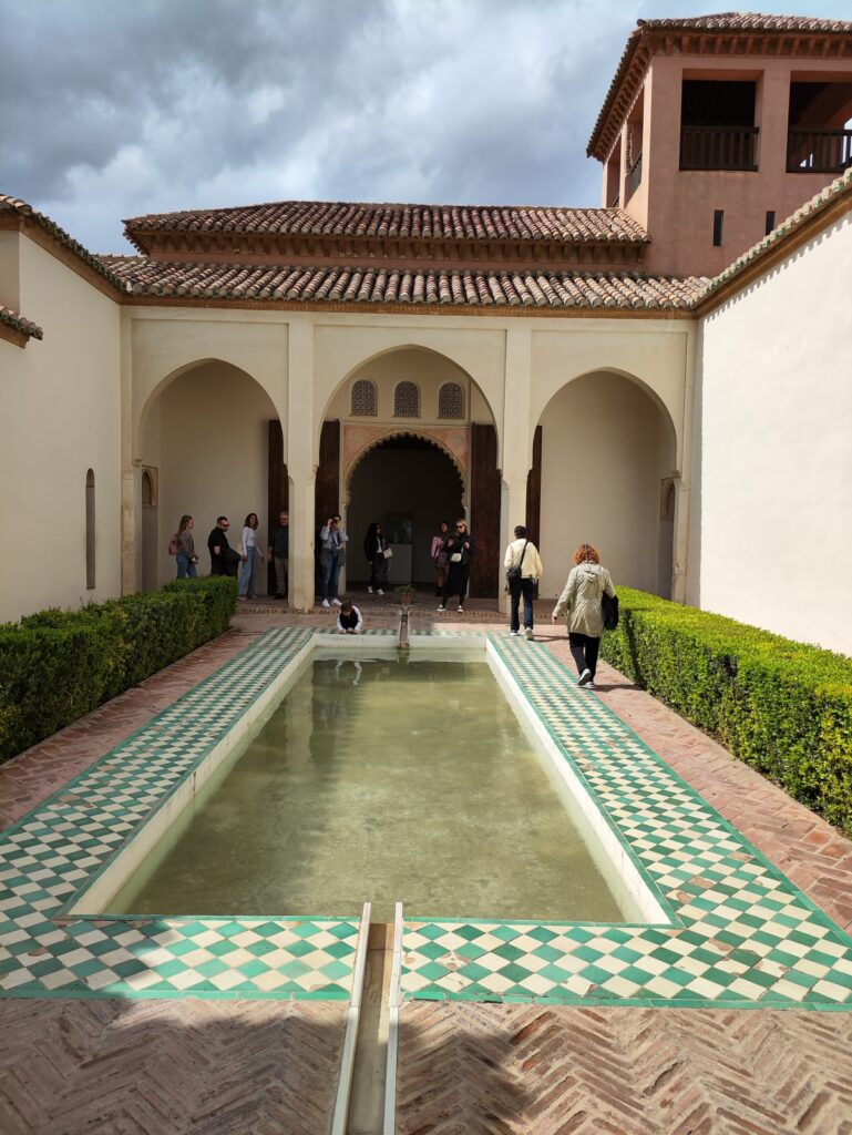 Malaga, in Alcazaba maura, credit foto Turism Istoric