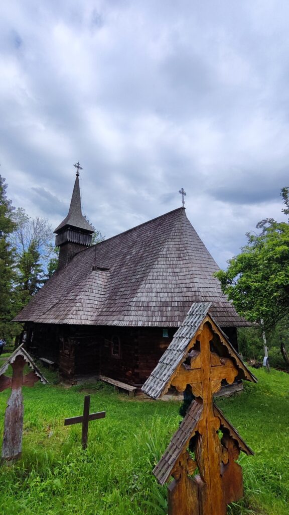 Biserica de lemn din satul Breb, credit foto Turism Istoric