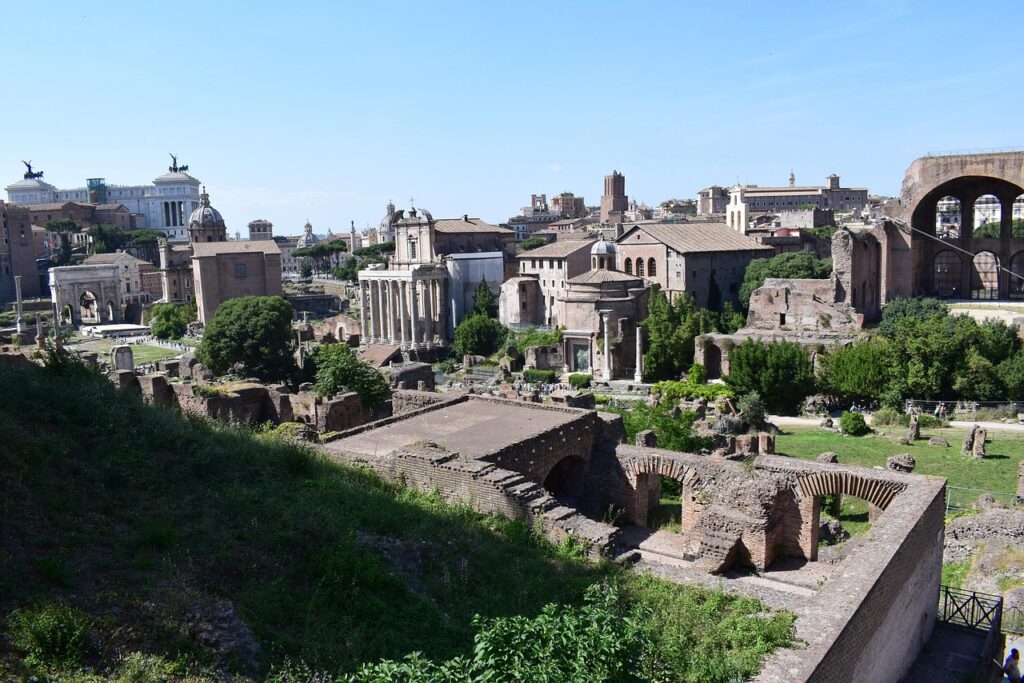 Forumul Roman de la Roma, credit foto Pixabay
