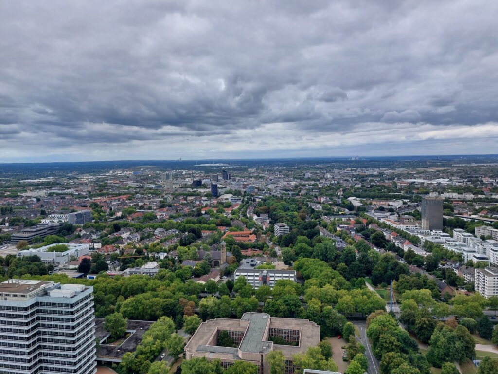 Panorama orașului AUTOR Andreea Sprînceană