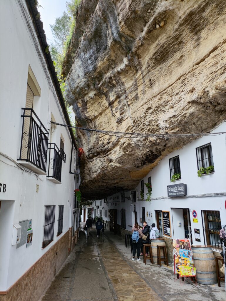 Setenil de las Bodegas, Las Hombras credit foto Turism Istoric