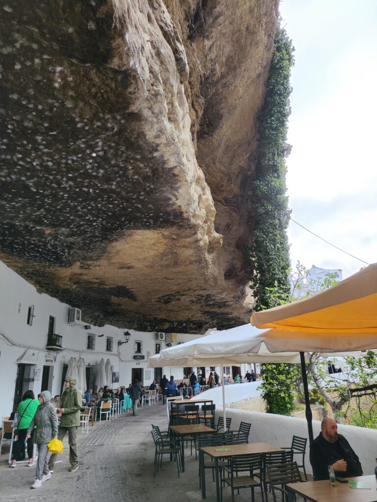 Setenil de las Bodegas, La Sol credit foto Turism Istoric