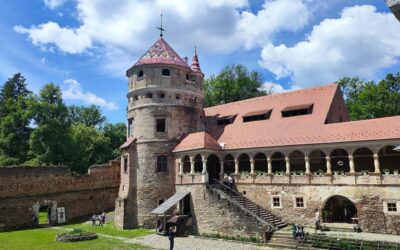 Castelul Bethlen – Cel mai frumos castel renascentist din Ardeal, incendiat la filmările lui Nicolaescu
