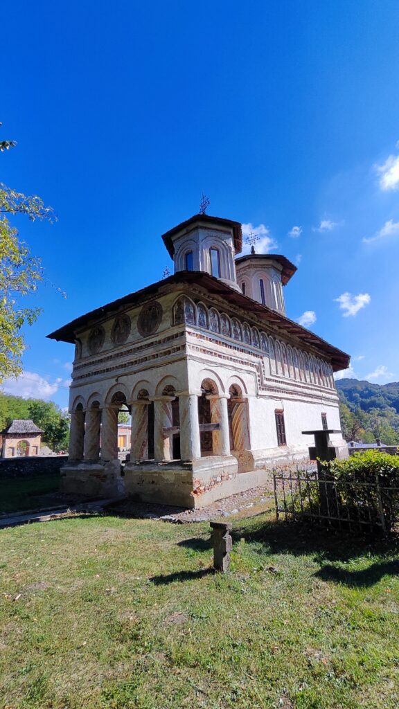 Biserica Sf._Nicolae și Sf. Voievozi din Maldaresti, credit foto Turism Istoric