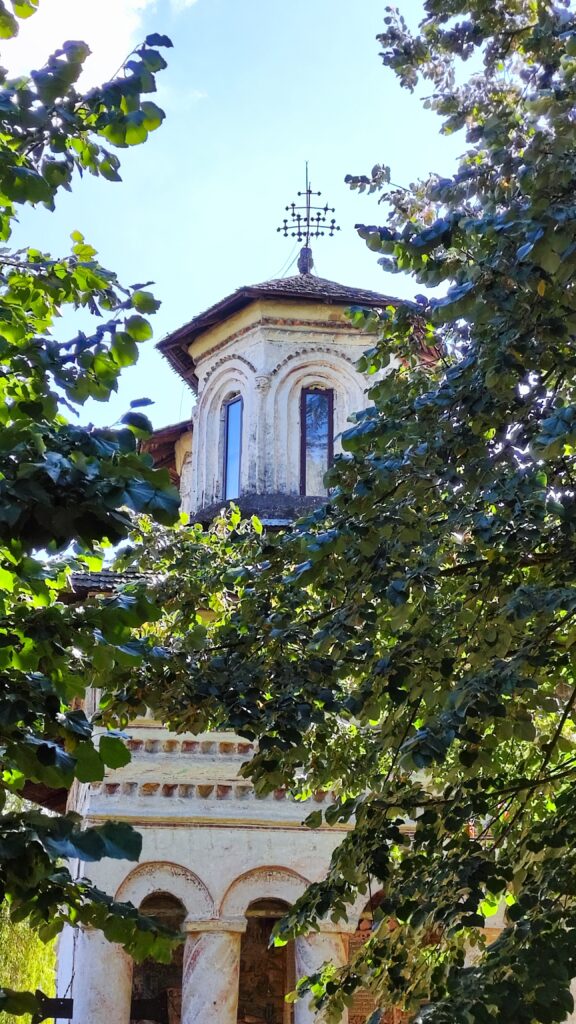 Biserica Sf._Nicolae și Sf. Voievozi din Maldaresti, credit foto |Turism Istoric