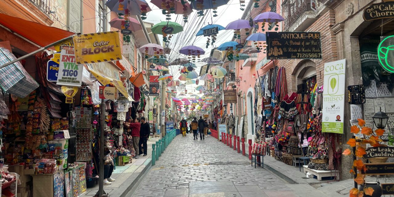Bolivia elimină vizele pentru turiştii din România